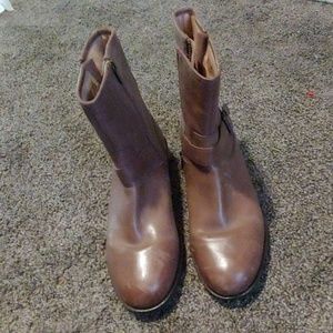 Vionic boots